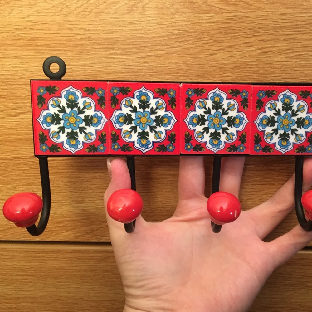 Mini Coat/Jewelry Rack - Picture 2 of 2